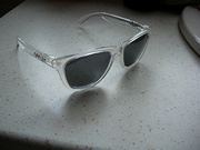 oakley frogskin sunglasses,  polarized leneses